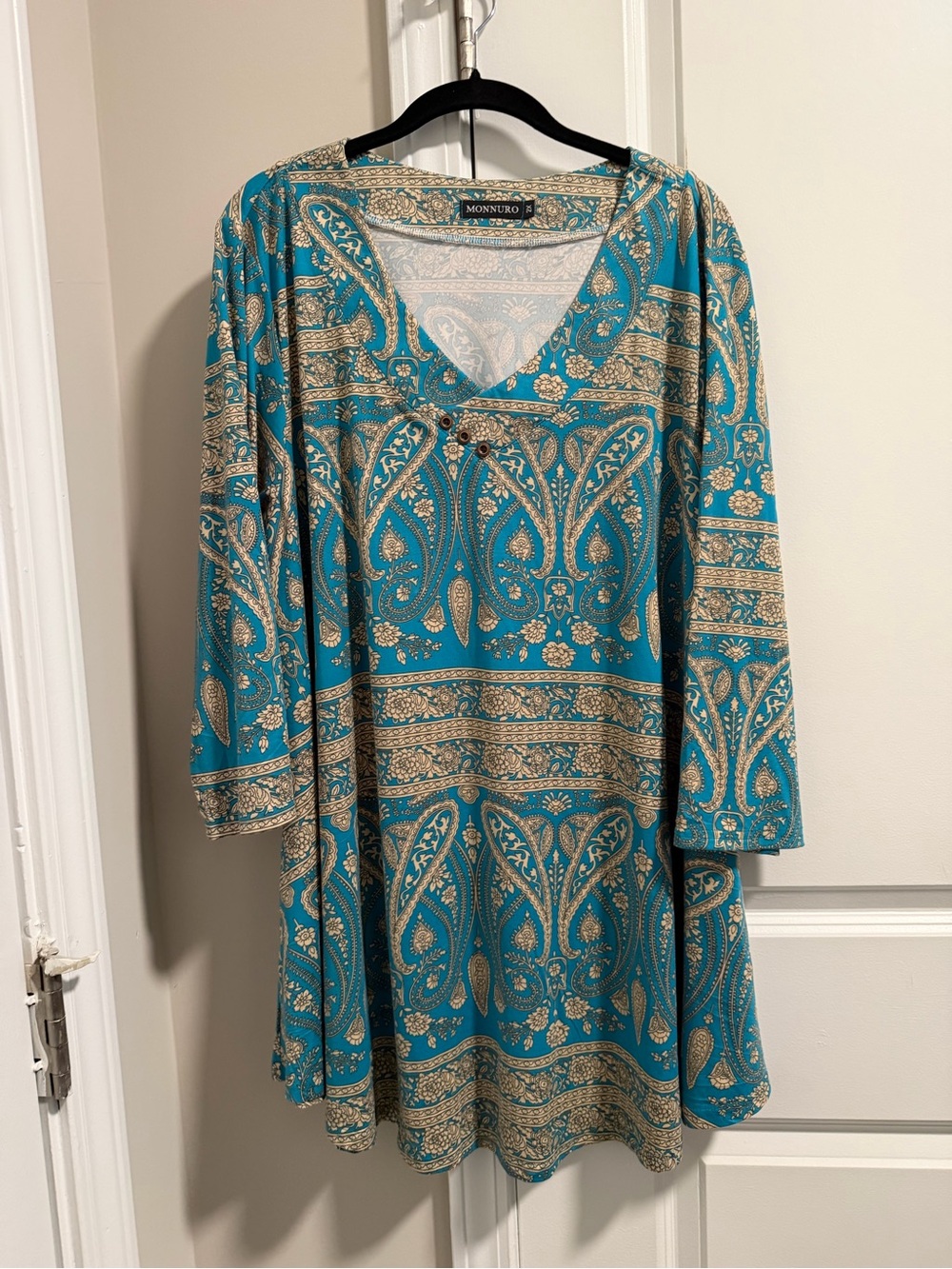 Monnuro Boutique Teal Paisley Tunic Top Stretch